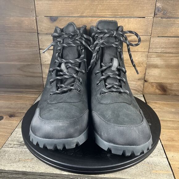 Bogs Men's Size 10.5 Arcata Urban Leather Mid Boot Black Waterproof Warm - Picture 2 of 10